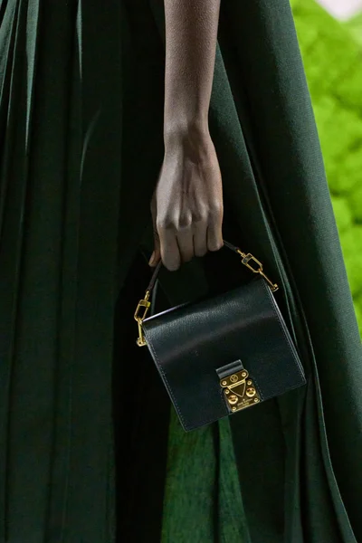 Look 129